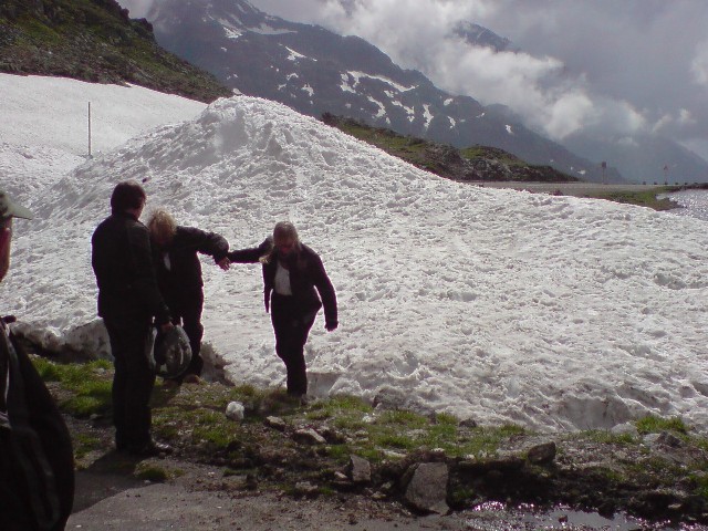 640x480 pixels (100K)